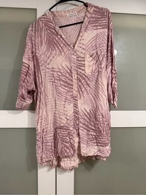 Mauve Purple Palm-Print V-Neck Button Front Tunic Top Italian Made Lightweight